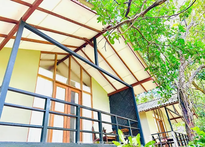 Ele Camp Udawalawe Hotel