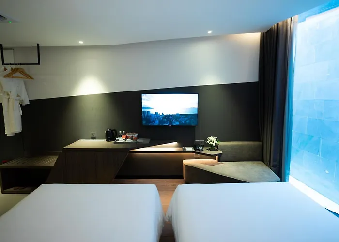 Draco Hotel & Suites Danang