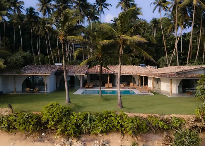 Hotel Swell Shacks Matara