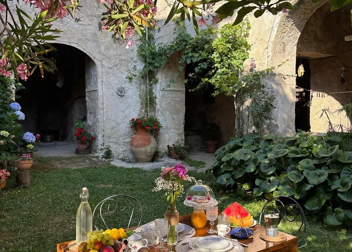 Lucy'S Guest House Amalfi Coast Tramonti