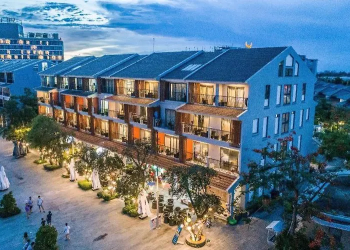 Morris Phu Quoc Hotel