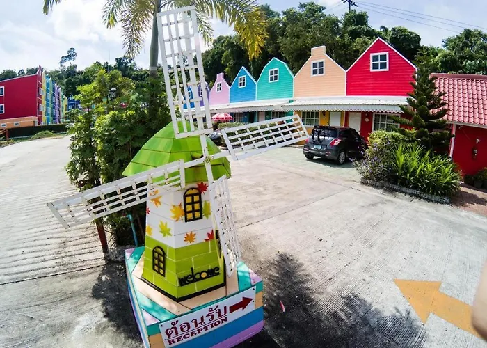 Holland Resort Phuket