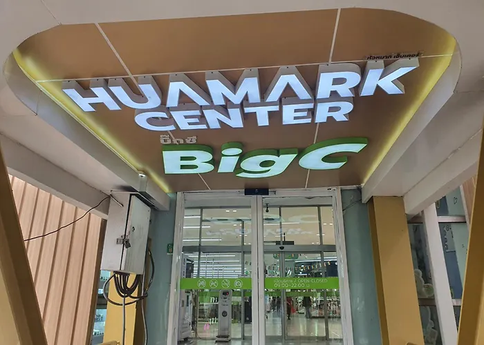 The Quarter Ramkhamhaeng By Uhg Hotel Bangkok