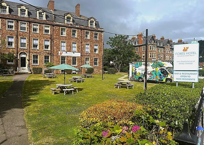 Foxes Hotel & Academy Minehead