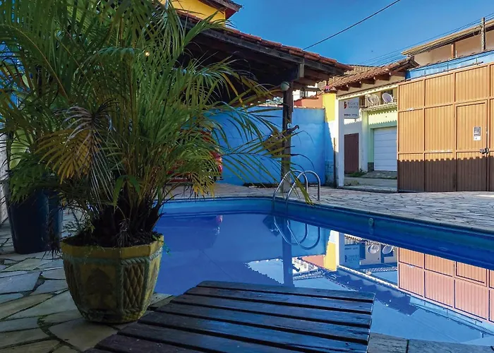 Pousada Recanto Tangará - 5 min de carro do Centro histórico - Ambiente Familiar - Piscina e Estacionamento incluso Paraty