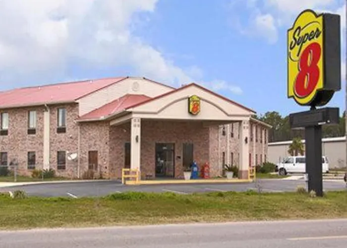 Super 8 By Wyndham Pascagoula Motel