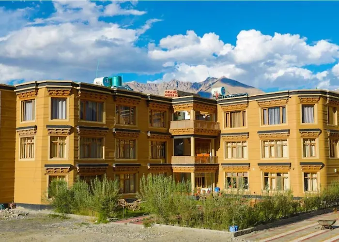 Hotel Grand Nubra Deskit