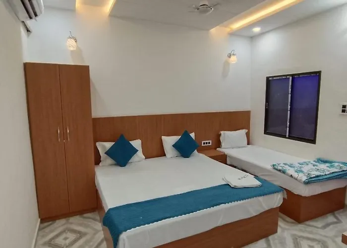 The Nirmala Palace 600 Mitr Only Ram Temple Ayodhya