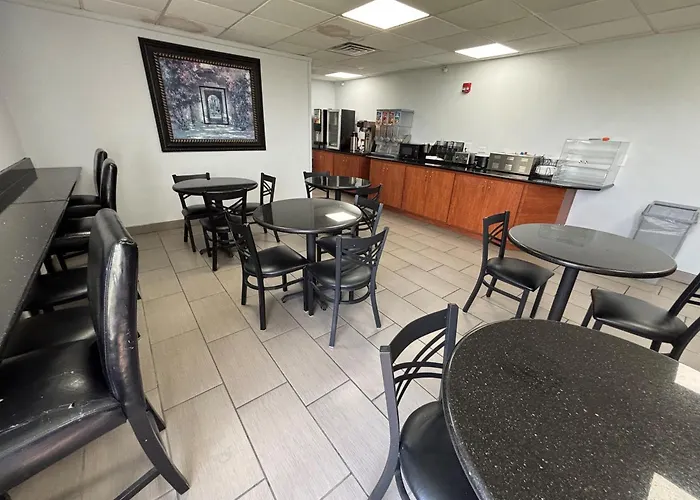 Baymont By Wyndham Jacksonville