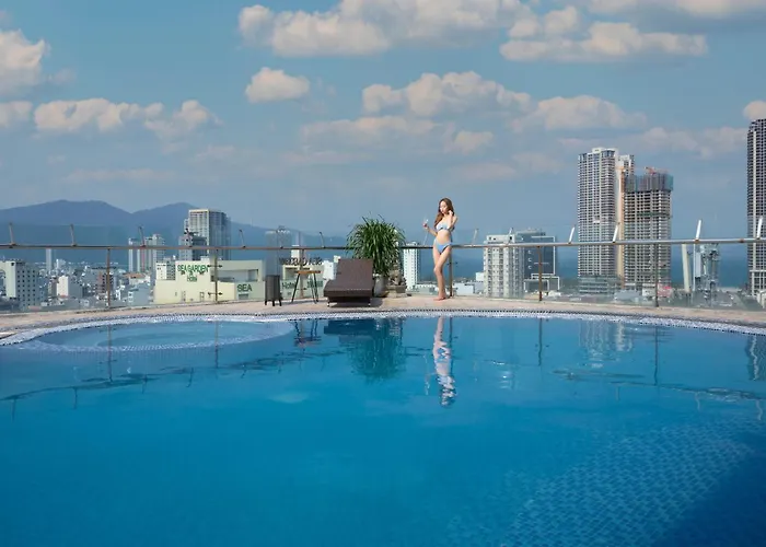 Merry Land Hotel Danang