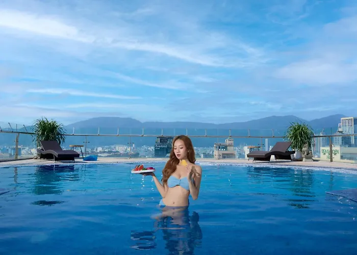 Merry Land Hotel Danang