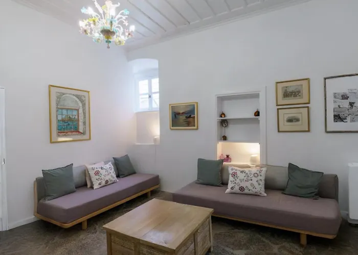 Livin Hydra Garden Suite