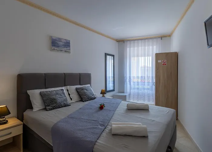Rooms On Liberty Square Poreč
