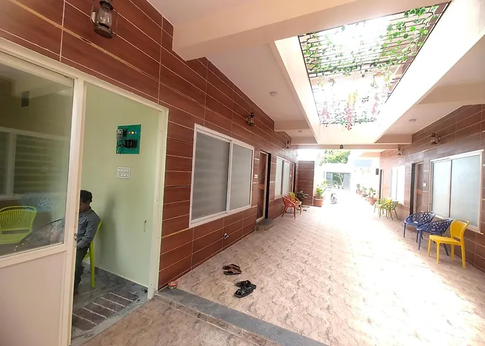 Shanthi Guest House Hampi