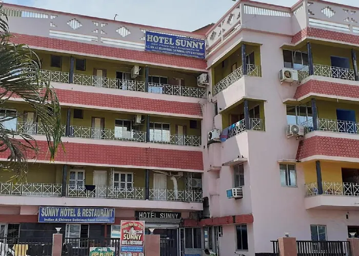 "Hotel Sunny Digha" Near New Jagannath Temple And Sea Beach With Restaurant - Wi Fi - Lift - Parking Available - All Room Fully Air Conditioned #Prime Location - Best Hotel In Digha