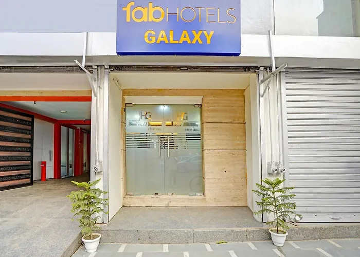 Fabhotel Galaxy - Nr Patel Nagar Metro Delhi 