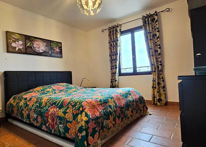 Villa Tropez Chambres d'hôtes Le Luc