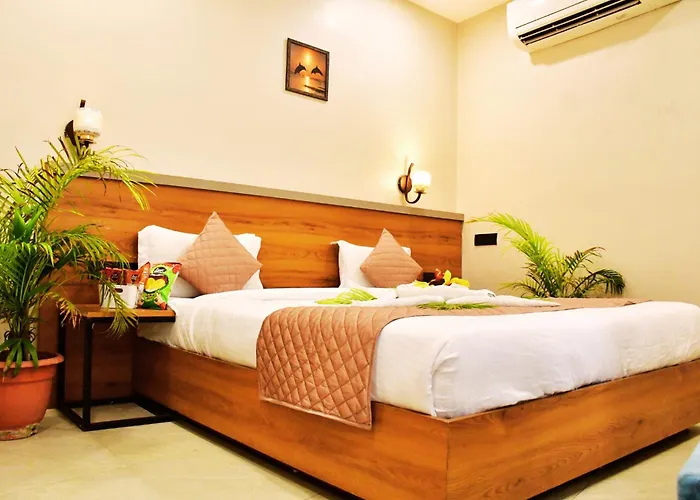 Hotel 7-B Chhatarpur