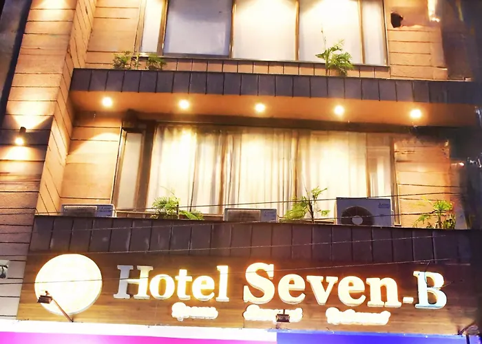 Hotel 7-B Chhatarpur