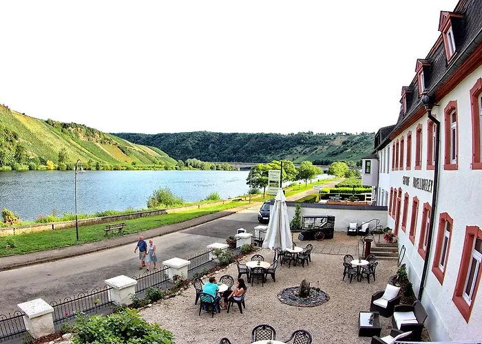 Hotel- Weingut- Moselloreley Piesport