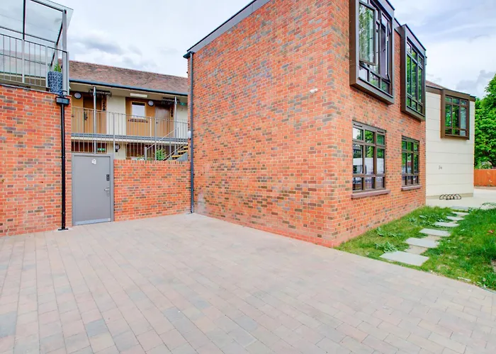 Rosemay Boutique Hotel Near Heathrow Airport Hayes 