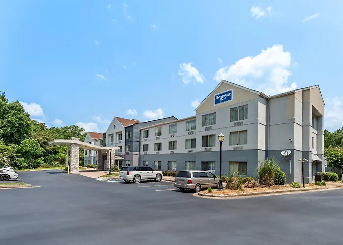 Rodeway Inn Macon