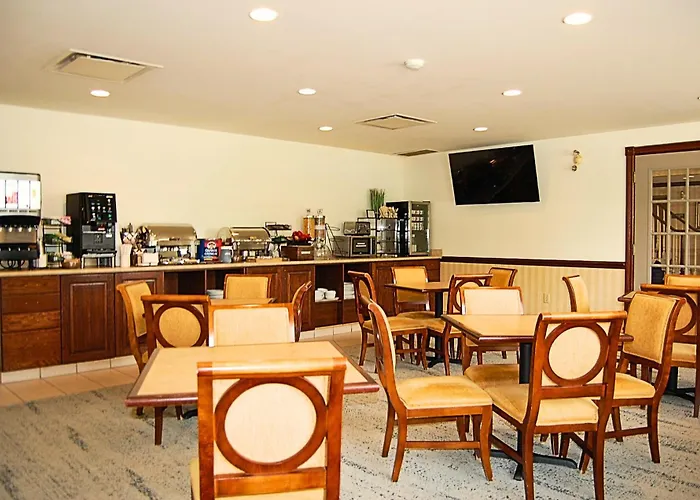 Staywell Inn & Suites London