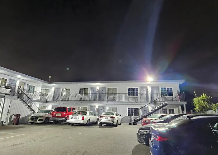 Palms Motel Oakland