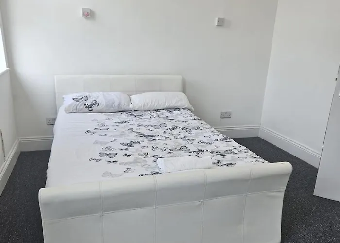 Royal Oak Bed & Breakfast Birmingham