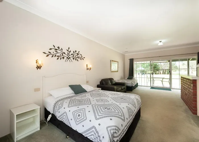 Fairway Views Motor Inn Tocumwal