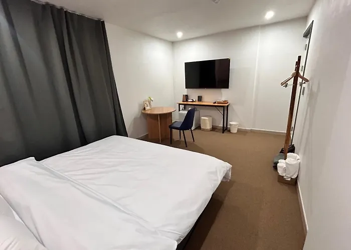Geoje Brown Dot Hotel Gohyeon Branch
