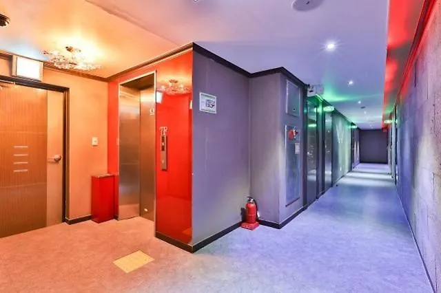 Busan Yeonsan The Zenith Hotel