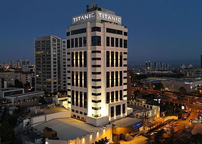 Titanic Business Kartal Hotel Istanboel