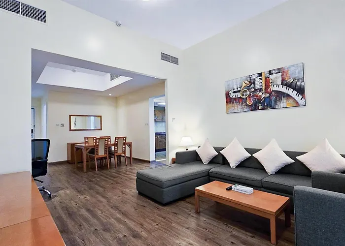 Ramada Hotel & Suites By Wyndham Adschman