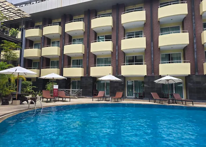 Baron Beach Hotel Pattaya