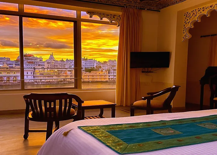 Thamla Haveli - Heritage Lake View Hotel Udaipur