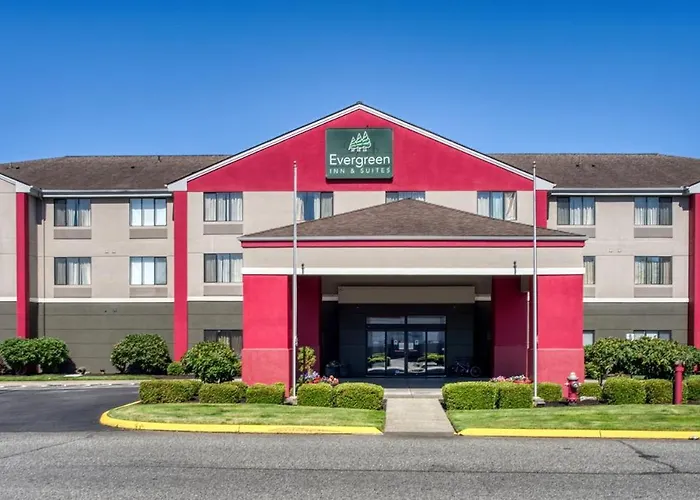 Evergreen Inn & Suites Monroe