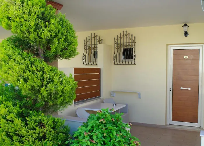Bella Elena By Estia Aparthotel Malia