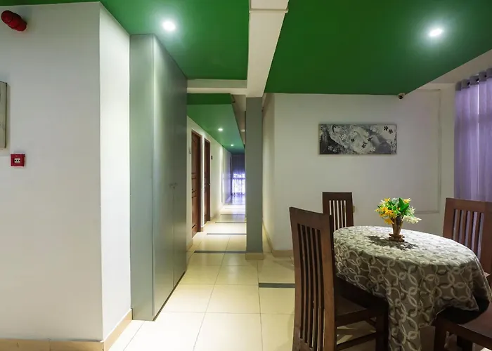 Thilhara Colombo Hotel
