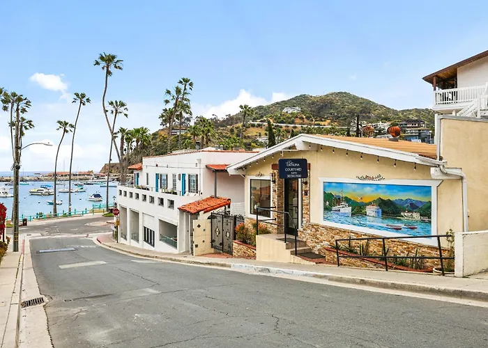 Catalina Courtyard Suites Avalon