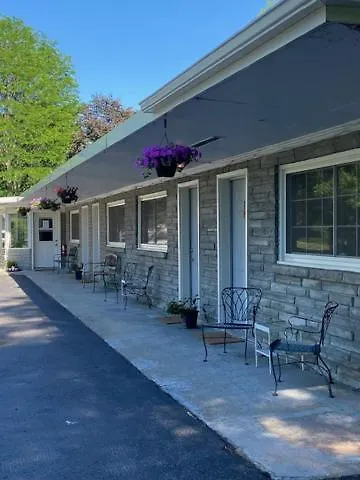 Nightshade Inn & Gardens Camillus