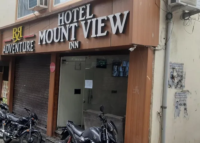 Hotel Mount View Inn Tapovan