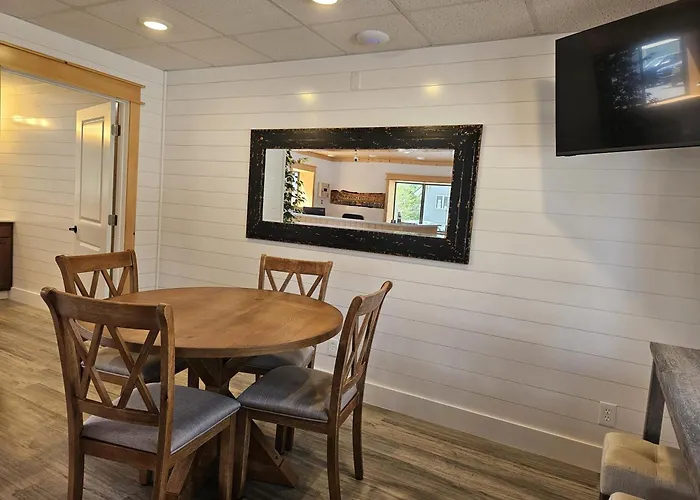 Otter Creek Inn Alexandria Bay