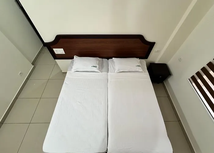 Sri Gavuri Nivas Hotel Thiruvananthapuram