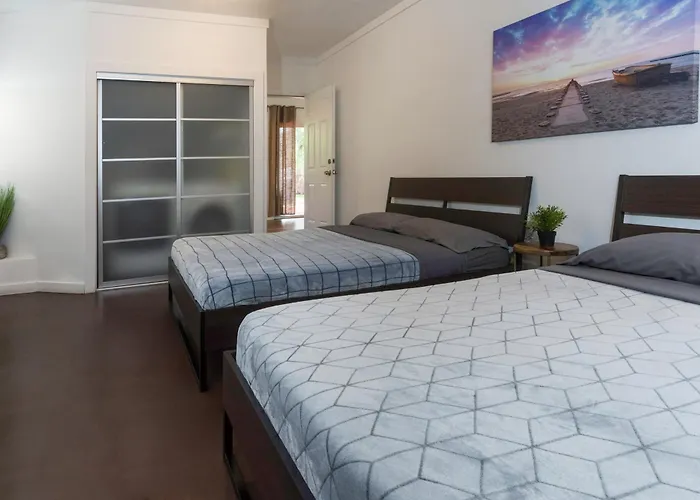 Luxury Villa Serena - 1 Bedroom 1 Ba North Miami