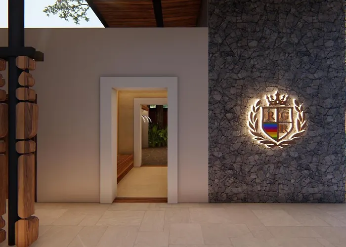 Royal Grand Resorts - Where Guys Come To Play! Exclusively For Men! Manuel Antonio