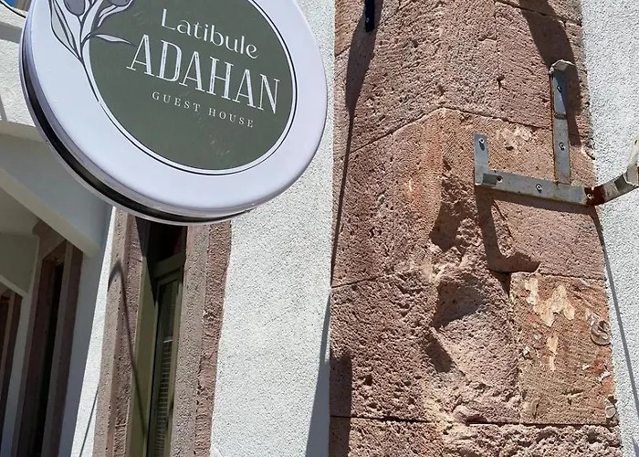Latibule Adahan Guest House Ayvalı