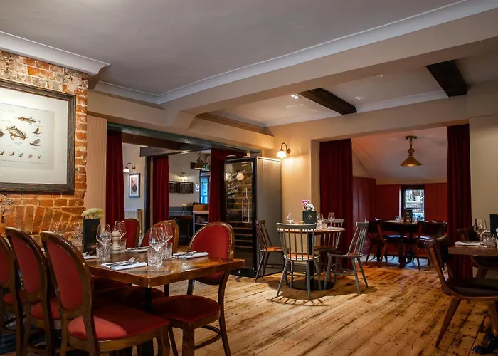 Cromwell Arms Country Pub With Rooms Romsey
