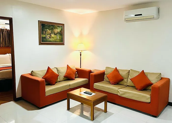 Royal Suites Condotel Kalibo