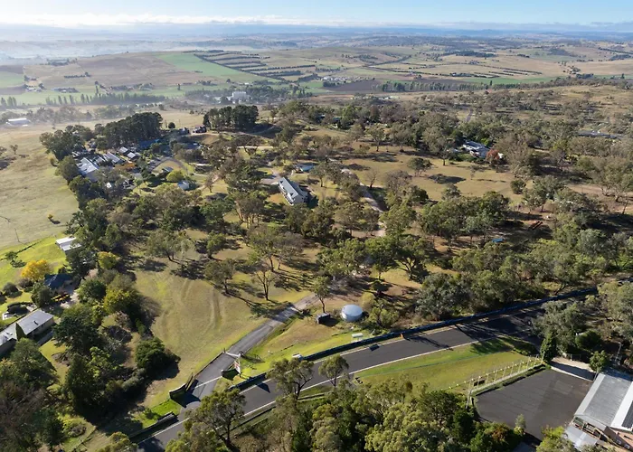Bathurst Goldfields Resort - Conrod Straight, Mount Panorama